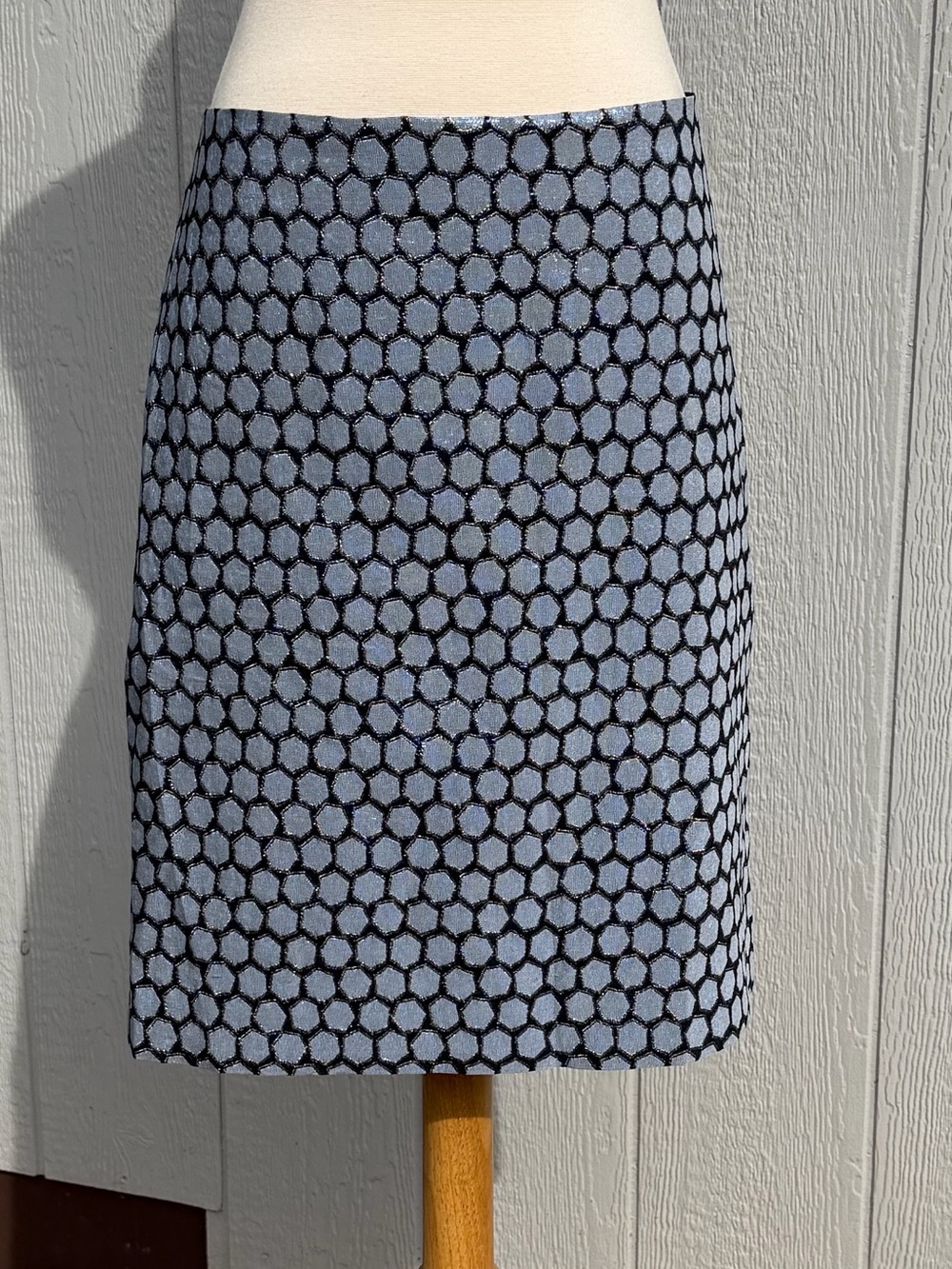 J. McLaughlin Size 10 Blue & Gold Metallic Hexagon Print Skirt